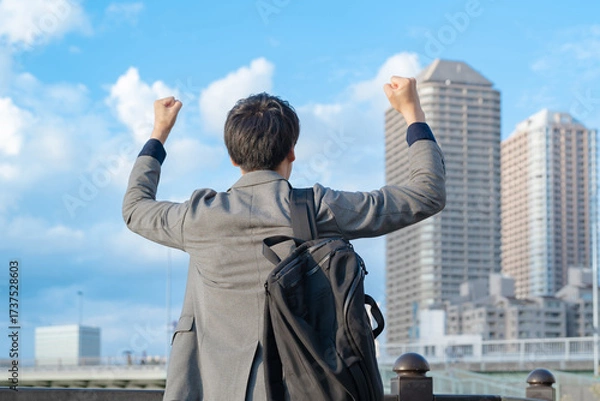 Fototapeta ガッツポーズをする男性