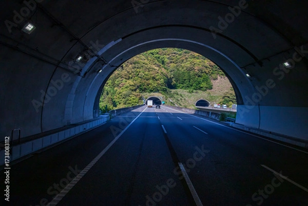 Fototapeta The Shin-Tomei Expressway with its series of tunnels
