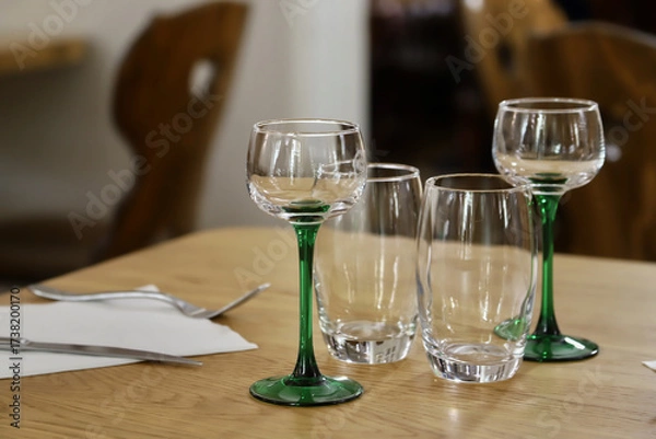 Obraz glasses on table