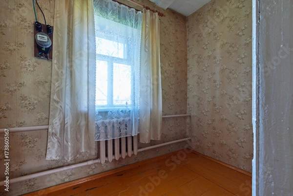 Fototapeta old abandoned room in house