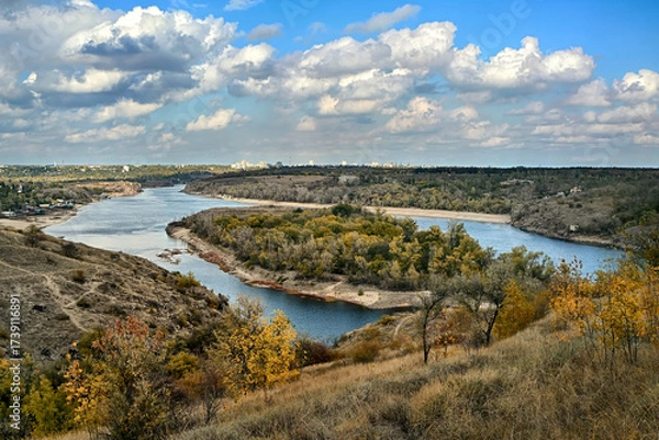 Obraz Autumn view of Dnieper river and Baida Island.