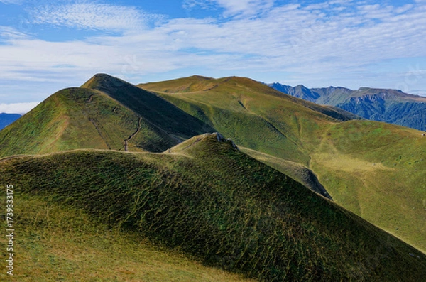 Obraz mountain landscape with green grass