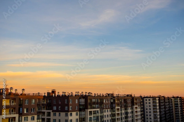 Obraz City skyline with a beautiful sunset in the background