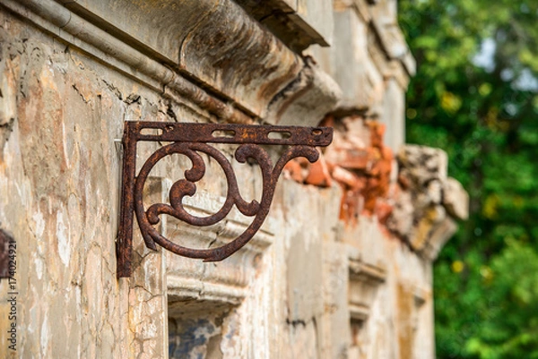 Obraz lantern holder in the street