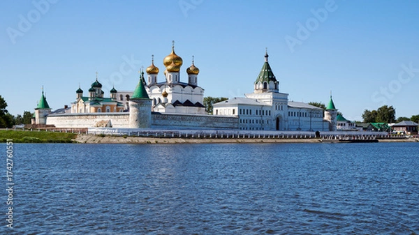 Fototapeta Russia, Kostroma. Ipatiev Monastery. View from aboard a pleasure boat.