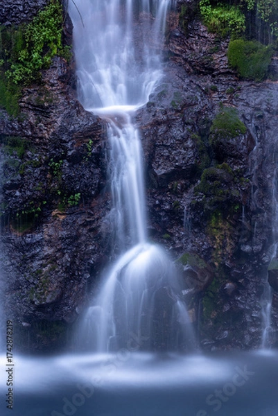 Obraz MacArthur-Burney Falls in Northern California