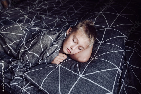Obraz boy in bed