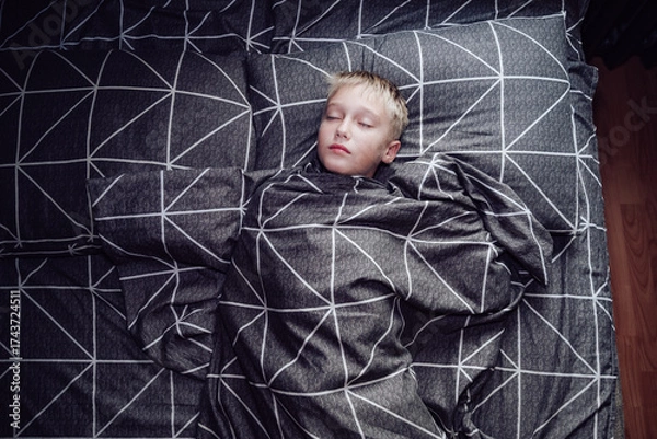 Obraz boy in bed