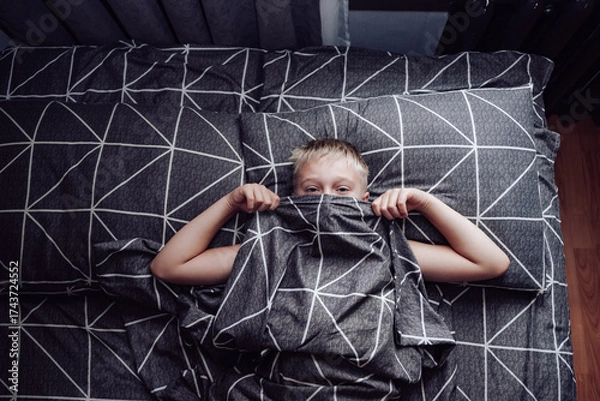 Obraz boy in bed