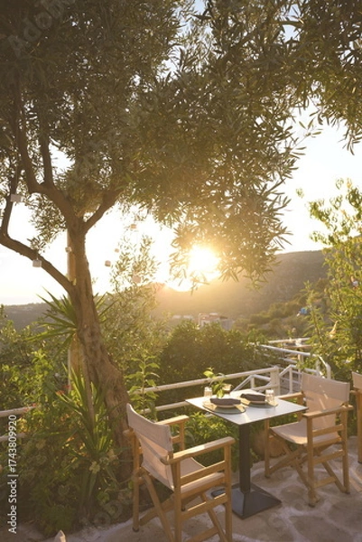 Obraz Restaurant Golden Hour Tree