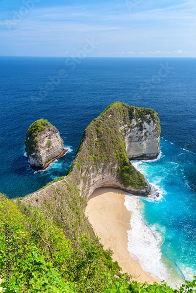 Fototapeta Awesome view of Kelingking Beach at Nusa Penida, Indonesia