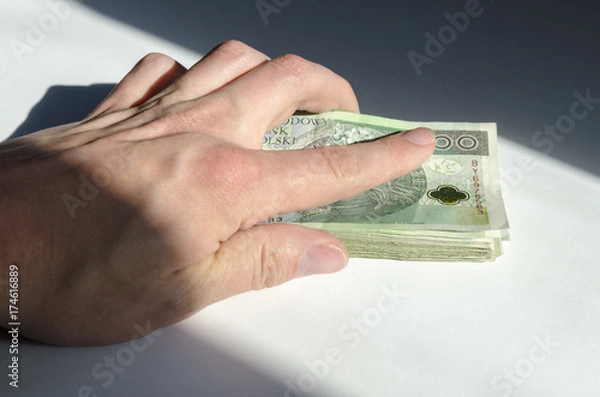 Obraz zarobki w Polsce