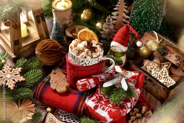 Fototapeta A cup of hot chocolate with marshmallows and gingerbread cookies in Christmas mood