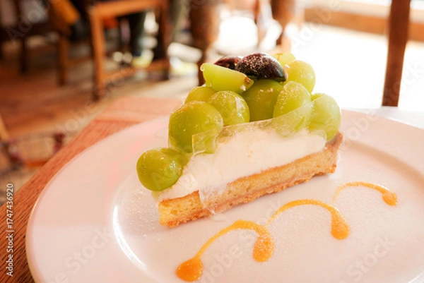 Obraz シャインマスカットがのったタルト