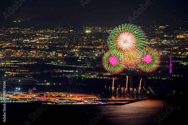 Obraz 六甲山からの万博会場と大阪の夜景と花火