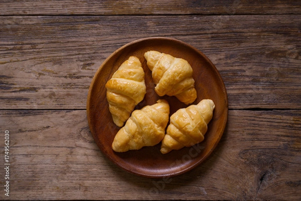 Obraz walnuts on wooden background