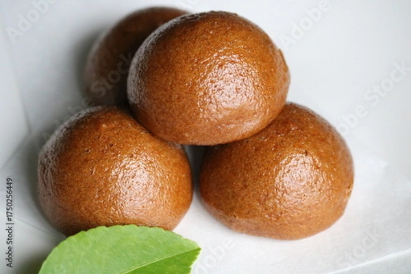 Obraz 和菓子　まんじゅう　おやつ　緑の葉