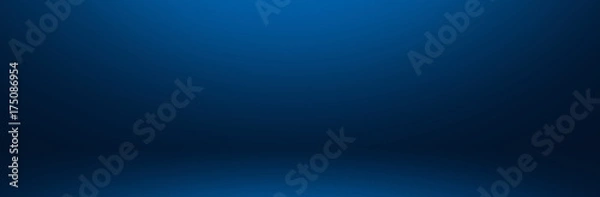 Obraz ciemne i miękkie niebieskie abstrakcyjne ściany cementowe i studio tło gradientowe.