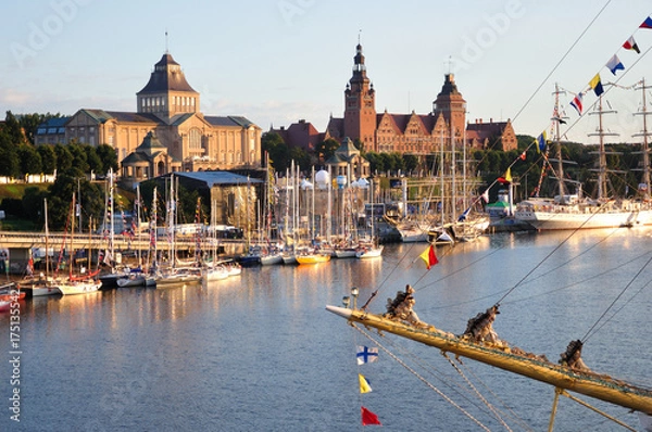 Obraz Szczecin - widok z Łasztowni na Wały Chrobrego podczas The Tall Ships Races 