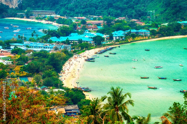 Obraz Thailand. Phi-Phi island viewpoint Krabi Province. Famous Koh Phi-Phi Don island with white sand beach and turquoise water under blue sky. View at viewpoint of Phi Phi island in Krabi, Thailand.