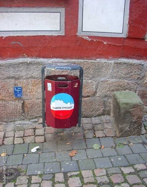 Fototapeta abfallbehälter