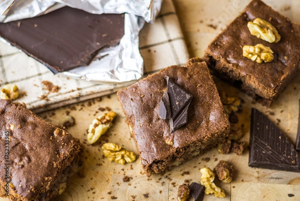 Fototapeta Chocolate Walnut Pie