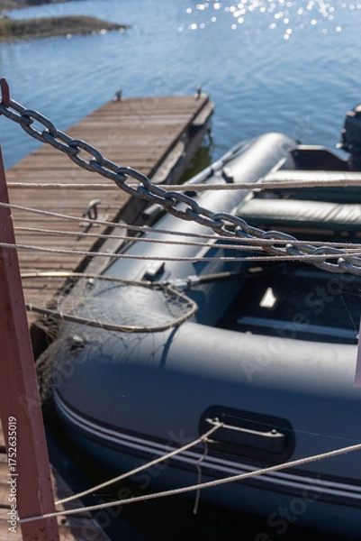 Obraz boat on the dock