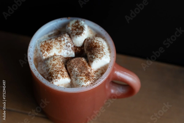 Obraz マシュマロコーヒーと暗いコピースペース