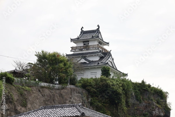 Fototapeta A Japanese castle : a scene of Kitsuki-jo Castle in Kitsuki City in Oita Prefecture in Kyushu