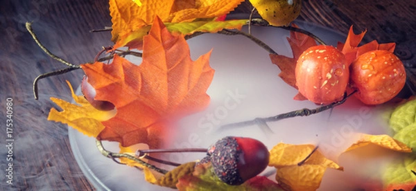 Fototapeta autumn leaves in the mist