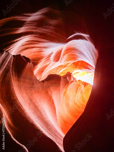 Obraz Dramatic stone patterns in a slot canyon