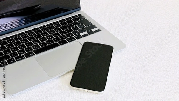 Fototapeta デジタルデバイス　ビジネスイメージ　コピースペース　16:9