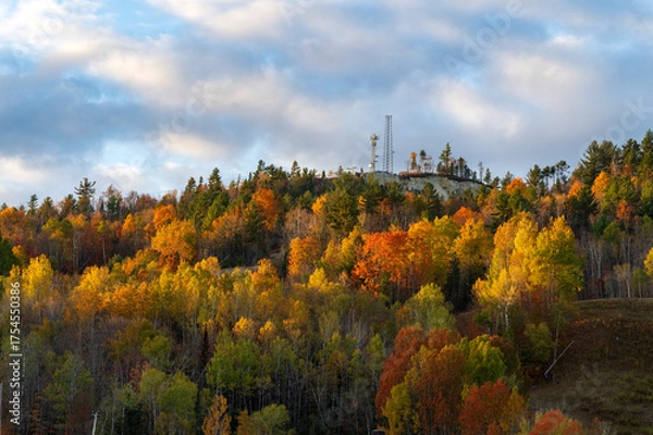 Obraz Communication towers on a ski mountain with the fall colors
