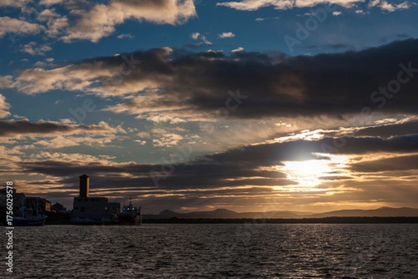 Fototapeta The small port of Honningsvåg, the northernmost town in Norway, on the island of Magerøya, Nordkapp, Finnmark, Norway
