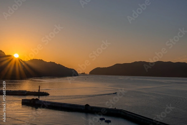 Obraz 日本周遊　東北行脚　釜石唐丹の夜明け