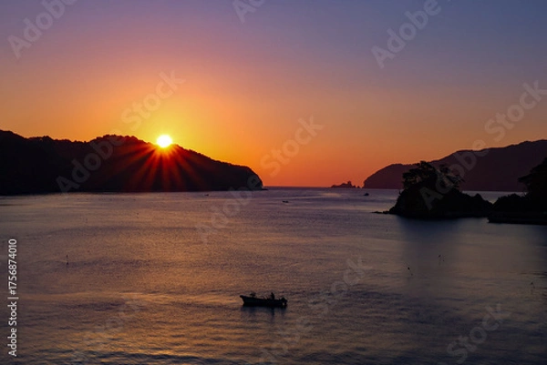 Obraz 日本周遊　東北行脚　釜石唐丹の夜明け