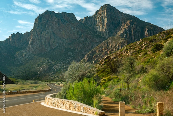 Obraz Spectacular rocky mountains dwarf Kogmanskloof.
