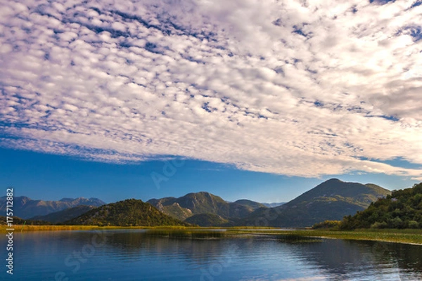 Obraz Incredibly beautiful clouds over the Skadar Lake. Montenegro.