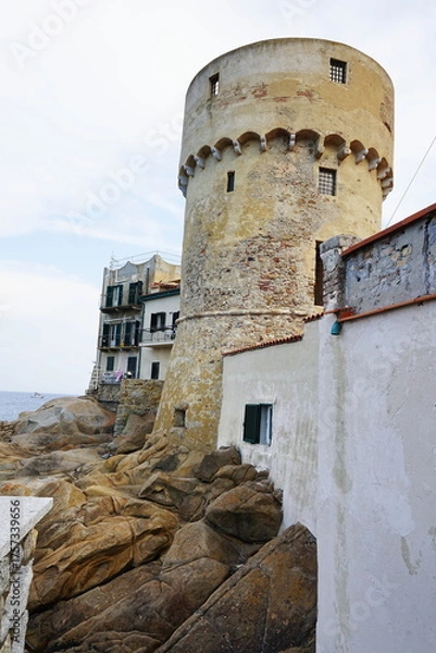 Obraz Saracen Tower in Giglio Porto, Tuscan Archipelago, Italy