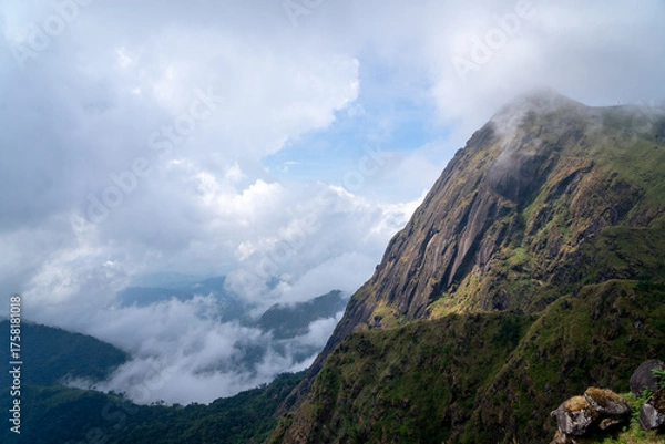 Fototapeta Mountain Range view point in Myanmar (Burma) with sea of cloud (Mulayit Taung)