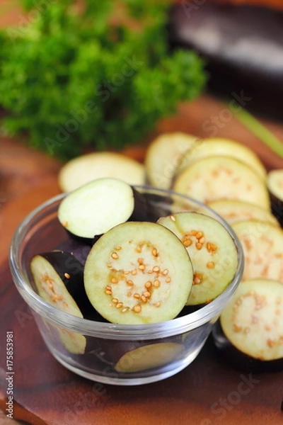 Obraz Sliced eggplant in a bowl