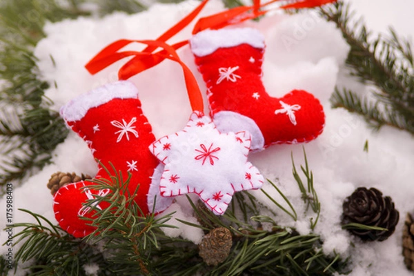 Obraz red and white xmas tree handmade felt decorating elements