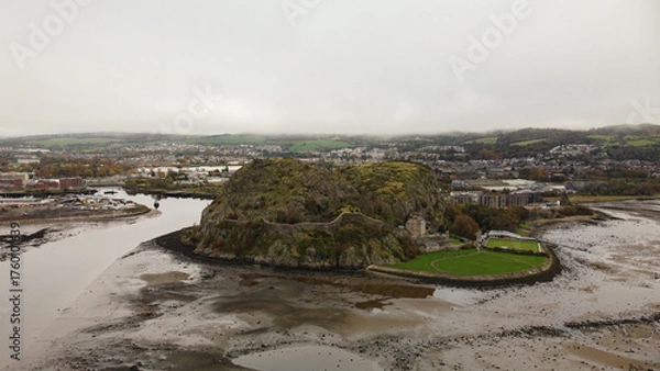 Fototapeta A view of Dumbarton Rock and Fortress in Scotland