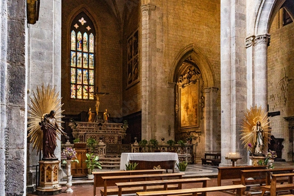 Fototapeta Interiors of the church San Pietro a Majella, built in the early 14th century and named for Pietro Angeleri da Morone who became Pope Celestine V in 1294. Naples