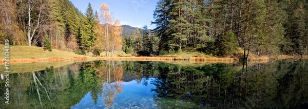 Obraz spiegelung im see - herbst