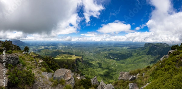 Obraz Looking down on Kampersrus from Mariepskop