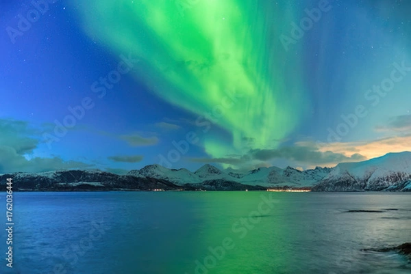 Obraz Tromso Norway, aurora borealis northern lights winter landscape at Rorvikneset Sommaroy