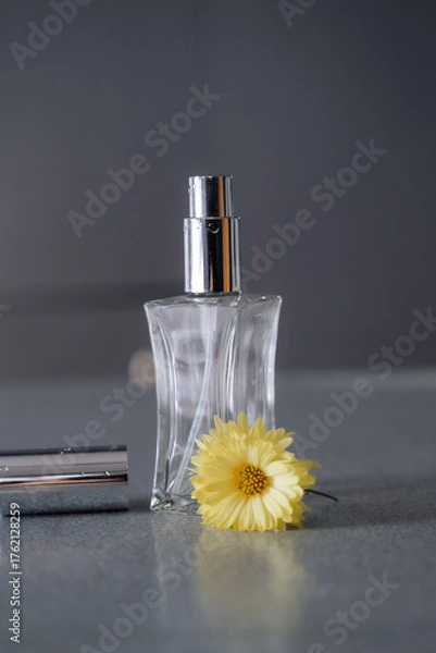 Obraz perfume bottle and flower