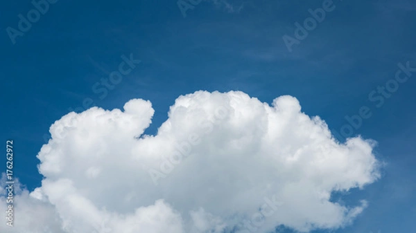 Obraz Closeup cumulus cloud with blue sky