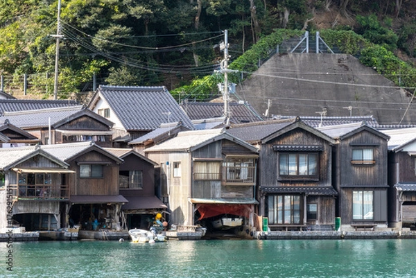 Fototapeta 伊根の舟屋　町並み